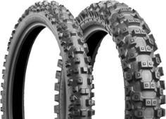 Close-up van het loopvlak Bridgestone X30 70/100-19 42 M Front TT