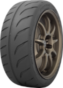 Close-up van het loopvlak Toyo Proxes R888R 225/45 R15 91 W XL, ZR