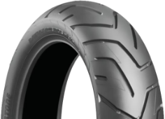Close-up van het loopvlak Bridgestone Battlax Adventure A41 140/80 R17 69 V Rear TL