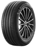 Close-up van het loopvlak Michelin Primacy 4 235/55 R18 100 V VOL