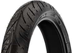 Close-up van het loopvlak Bridgestone Battlax Sport Touring T31 110/80ZR18 58 W Front TL