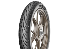 Close-up van het loopvlak Michelin Road Classic 110/80 B17 57 V Front TL M/C