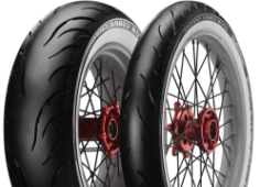 Close-up van het loopvlak Avon Cobra Chrome 140/70 B18 73 H Rear TL XL