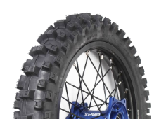 Close-up van het loopvlak Deli Tire Maxi Grip SG1-R SB-156 80/100-12 50 M Rear TT NHS
