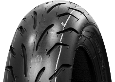 Close-up van het loopvlak Bridgestone B01 100/80-12 56 J Front/Rear TL
