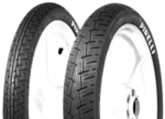 Close-up van het loopvlak Pirelli City Demon 2.75-18 42 P Front TL M/C