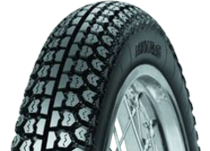 Close-up van het loopvlak Mitas H-03 3.50-18 62 P Front/Rear TT M/C RF